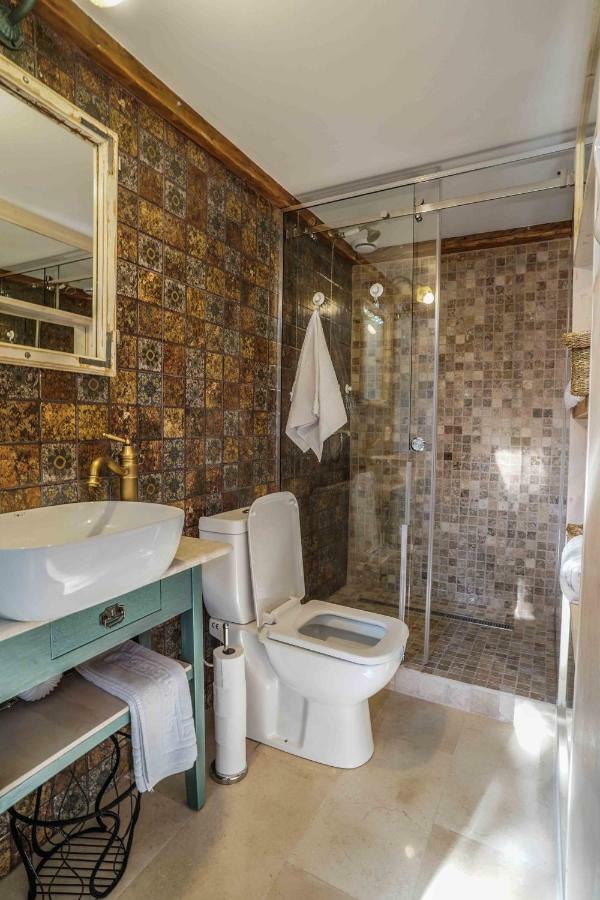 1881 Brasov Old Town - Double Room Esterno foto